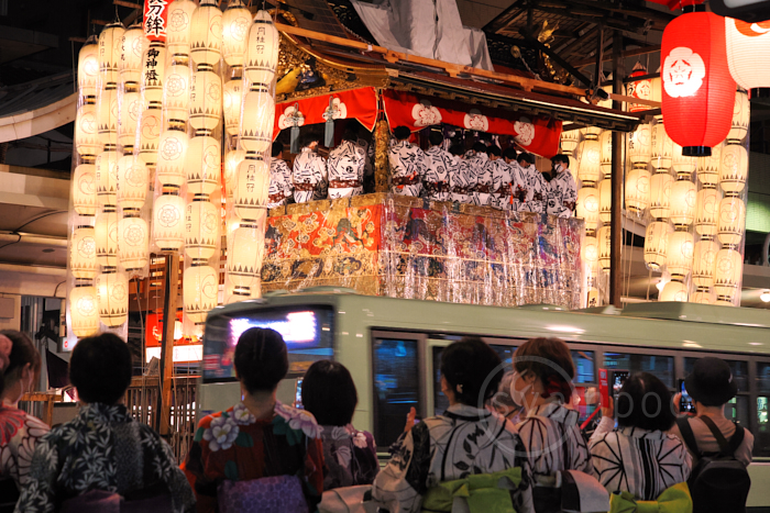 OM SYSTEM M.ZUIKO DIGITAL ED 40-150mm F4.0 PRO ／ 京都 祇園祭の宵